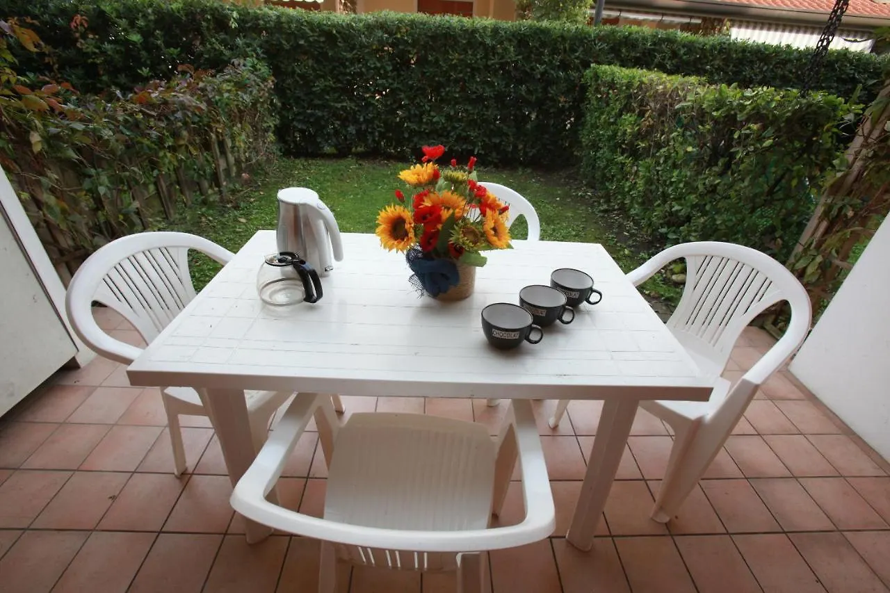 Beautiful Villa With Private Garden And Porch Rosolina Mare 0*,  Italy